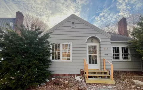 612 10th St SW, Willmar, MN 56201