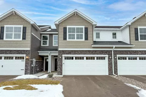 19938 Hunters Rdg, Rogers, MN 55374