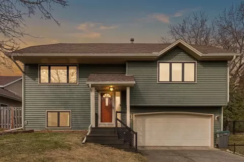 6616 Harlan Dr, Eden Prairie, MN 55346