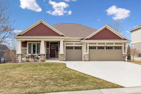 1372 Pleasant Lake Dr, Woodbury, MN 55129