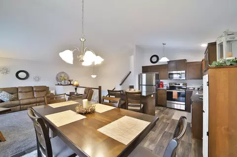 Dining - 959 Holton Ave, Brainerd, MN 56401 photo 3 of 3