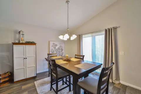 Dining - 959 Holton Ave, Brainerd, MN 56401 photo 1 of 3