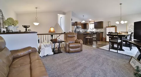 Living - 959 Holton Ave, Brainerd, MN 56401 photo 3 of 4