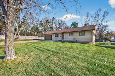 13563 Eidelweiss St NW, Andover, MN 55304