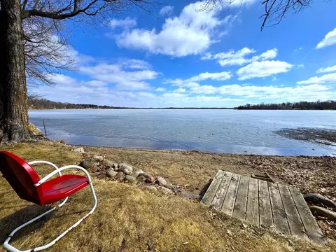 10532 Jurgen Nash Dr, Garrison, MN 56450