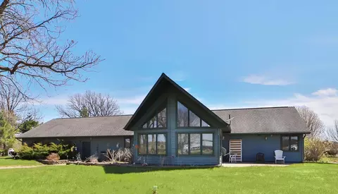 6733 Church Rd, Brainerd, MN 56401