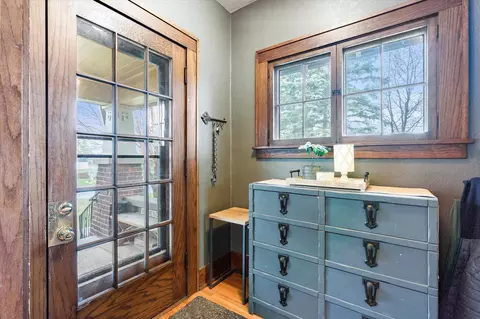 Entry Way - 420 N 10th St, Brainerd, MN 56401 photo 1 of 1