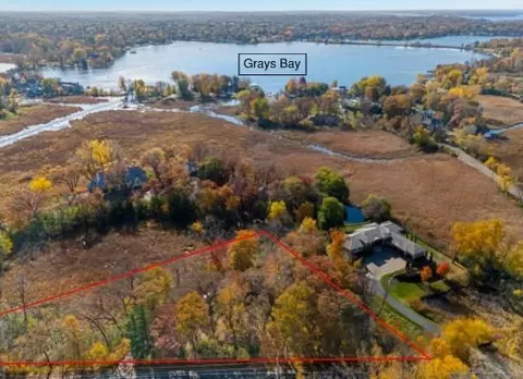 16307 Mcginty Rd W, Wayzata, MN 55391