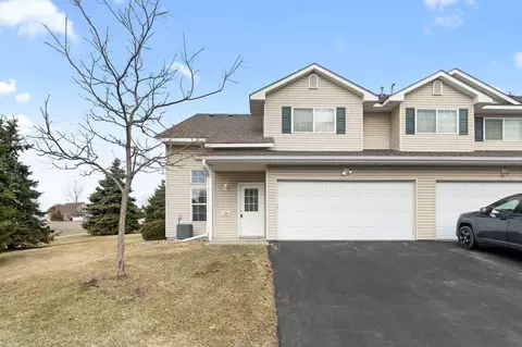 166 Bridgewater Trl, Hudson, WI 54016