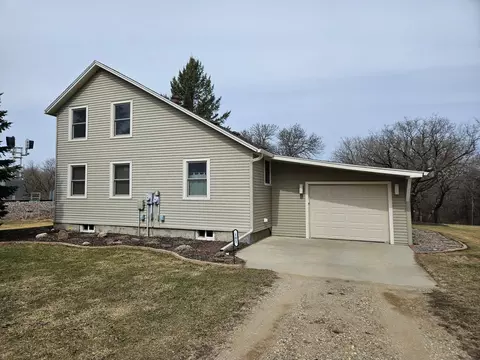 101 Harris St, Kent, MN 56553