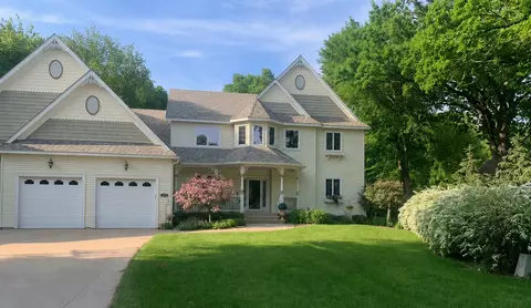 725 Starlight Dr, Sartell, MN 56377