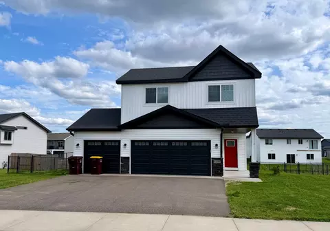 8199 384th Trl, North Branch, MN 55056