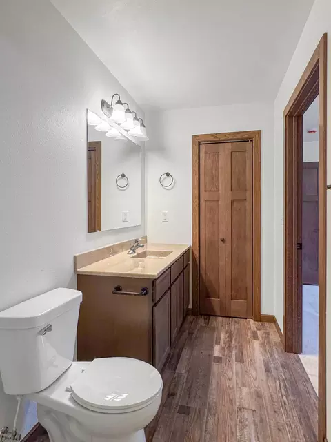 Bath - 122 2nd St E, Tracy, MN 56175 photo 3 of 5