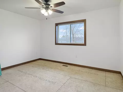 Bedroom - 122 2nd St E, Tracy, MN 56175 photo 4 of 6