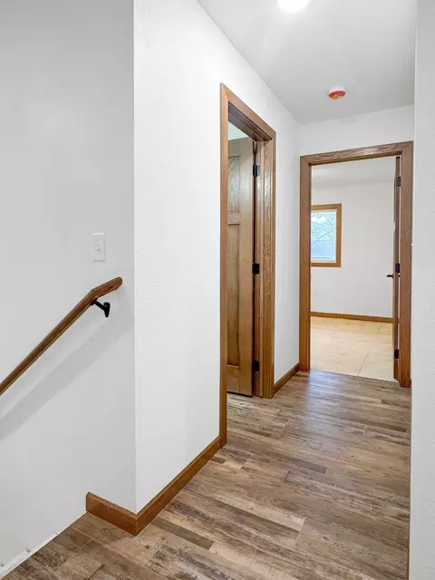 Entry Way - 122 2nd St E, Tracy, MN 56175 photo 3 of 4