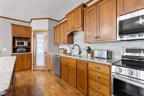 Kitchen - 14894 County Road 22, Brainerd, MN 56401 photo 3 of 7