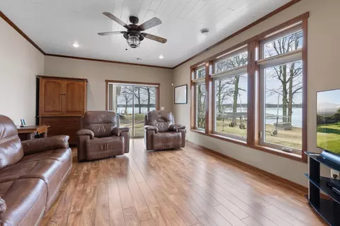 Living - 14894 County Road 22, Brainerd, MN 56401 photo 3 of 4