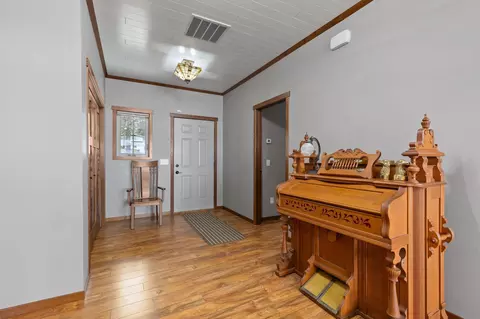 Entry Way - 14894 County Road 22, Brainerd, MN 56401 photo 1 of 1