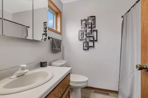Bath - 680 E Isle St, Isle, MN 56342 photo 3 of 3