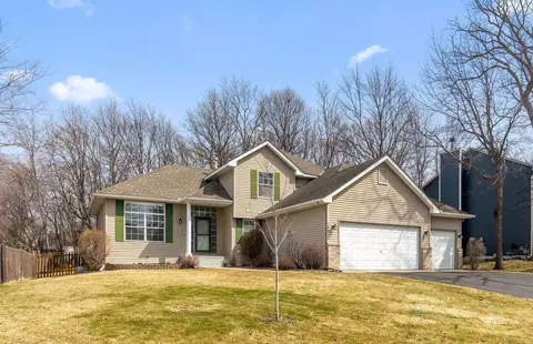 14955 Credit View Dr, Savage, MN 55378