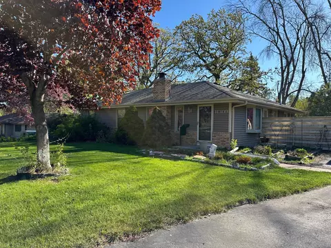 11309 France Ave S, Bloomington, MN 55431