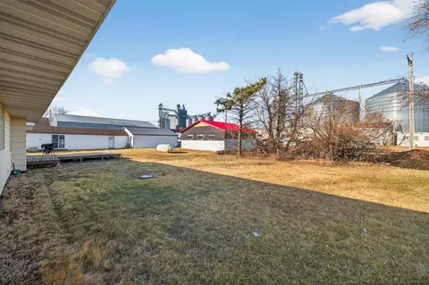 Exterior - 213 1st St E, Hunter, ND 58048 photo 2 of 4