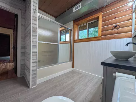 Bath - 4436 Scribner Rd NW, Wilton, MN 56601 photo 2 of 2