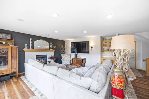 Living - 2846 33rd St S, Fargo, ND 58103 photo 6 of 8