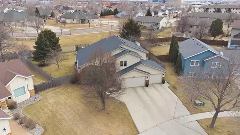 View/Area - 2846 33rd St S, Fargo, ND 58103 photo 1 of 9