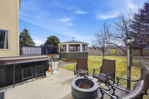 Exterior - 2846 33rd St S, Fargo, ND 58103 photo 10 of 12
