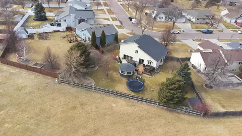 View/Area - 2846 33rd St S, Fargo, ND 58103 photo 4 of 9