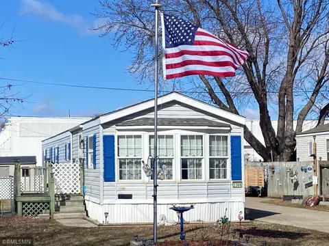 2300 Sundet Ln, Faribault, MN 55021