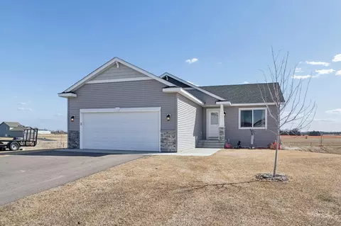 608 Elm St N, Kimball, MN 55353