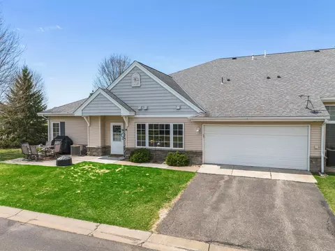 315 Roosevelt St S #A, Cambridge, MN 55008