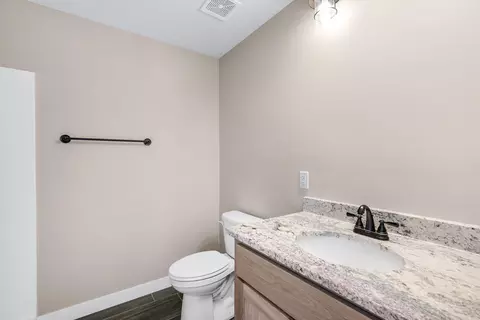 Bath - 5815 Echo Rd, Shorewood, MN 55331 photo 2 of 7