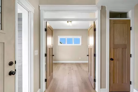Entry Way - 5815 Echo Rd, Shorewood, MN 55331 photo 2 of 13