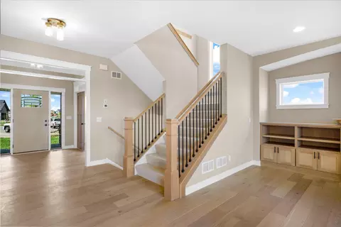 Entry Way - 5815 Echo Rd, Shorewood, MN 55331 photo 5 of 13