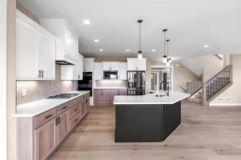 Kitchen - 5815 Echo Rd, Shorewood, MN 55331 photo 6 of 11