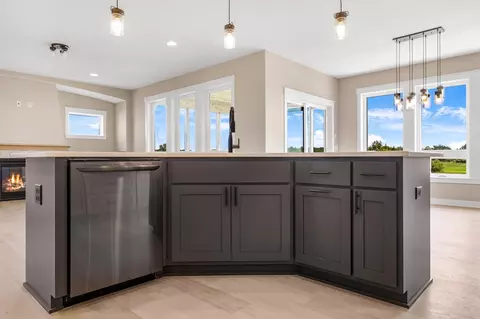 Kitchen - 5815 Echo Rd, Shorewood, MN 55331 photo 9 of 11