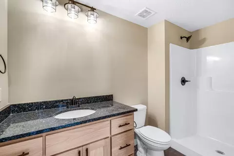Bath - 5815 Echo Rd, Shorewood, MN 55331 photo 7 of 7