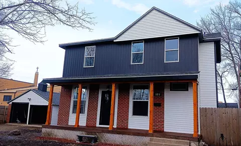 321 7th St SW, Willmar, MN 56201