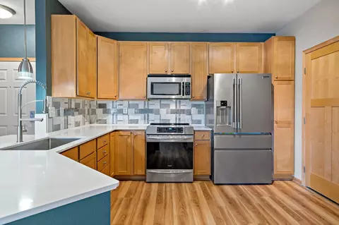 12501 Nicollet Ave #417, Burnsville, MN 55337