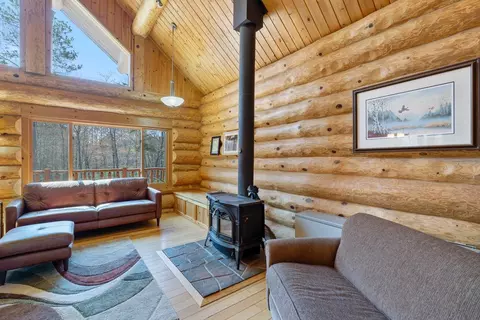 Living - 12957 W Ridge Rd, Ely, MN 55731 photo 2 of 3