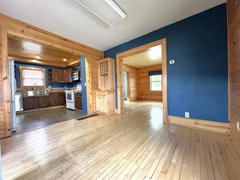 Living - 638 E James St, Ely, MN 55731 photo 3 of 3