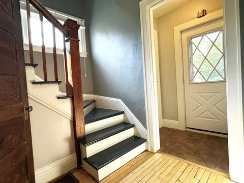 Entry Way - 638 E James St, Ely, MN 55731 photo 1 of 2