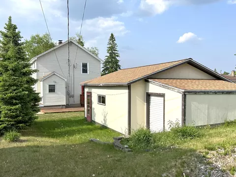 Exterior - 638 E James St, Ely, MN 55731 photo 4 of 4