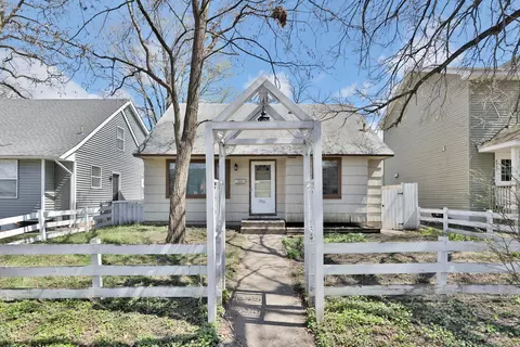 4425 5th St NE, Columbia Heights, MN 55421