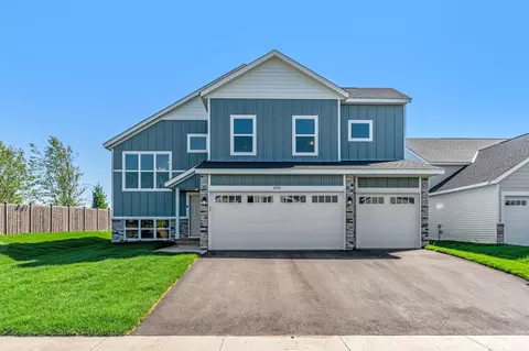811 Fox River Rd, Somerset, WI 54025