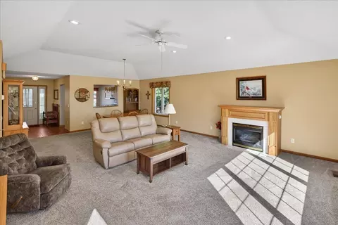 Living - 11615 Parkview Dr, Becker, MN 55308 photo 3 of 3