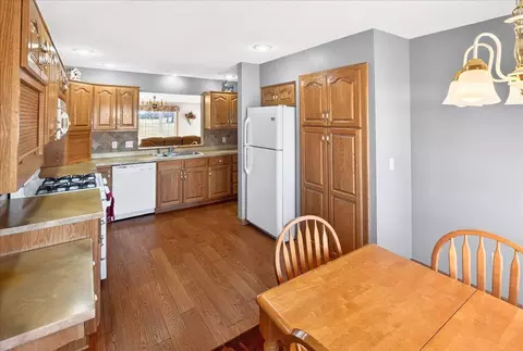 Kitchen - 11615 Parkview Dr, Becker, MN 55308 photo 1 of 7